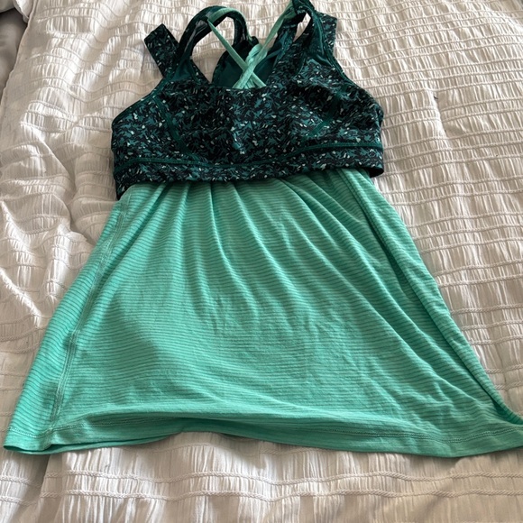 lululemon athletica Tops - Lululemon Green athletic athleisure Top size small